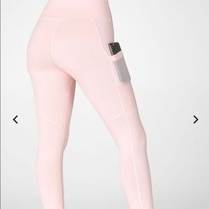 Fabletics Mila High-Waisted Pocket Capri